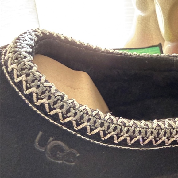 UGG Black Tasman Shoes new in box - Picture 4 of 8